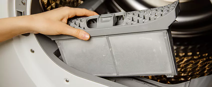 Signs Of A Clogged Dryer Lint Trap in Los Altos, California